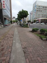 イマジン ダブルエイト(Imajine 88)/国道31号線沿い舗道