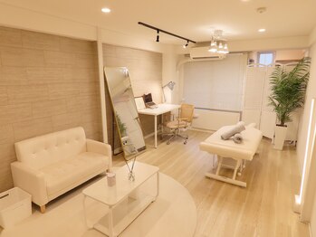 整体アイリス バイ ココイロ(IRIS by COCOIRO)/IRIS目黒サロン雰囲気