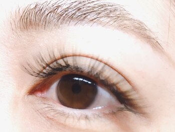 eclat eyelash＆nailの写真/≪印象的な理想のお目元に♪≫まつ毛エクステと、まつ毛パーマの長所を同時に叶えられる最新技術★
