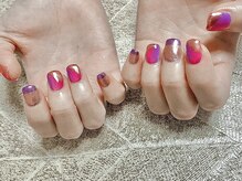 ティーエス ネイル ガーデン(T.S Nail Garden)/赤系ニュアンスデザイン