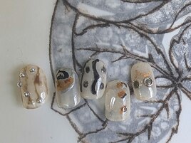 個性的アートネイル