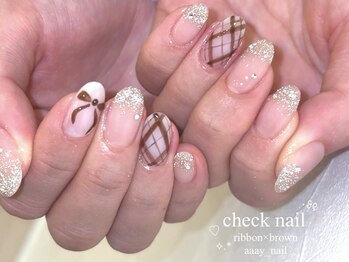 チェックネイル