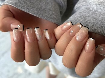 ステラ(Stella)の写真/手元が変わると印象まで変わる♪シンプル~トレンドネイルまで、毎月変わる豊富な定額デザインを用意!