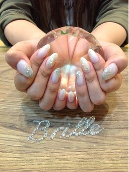 エスフィーネイルサロン ブリーユ(Esfy nailsalon Brille)/ニュアンスネイル