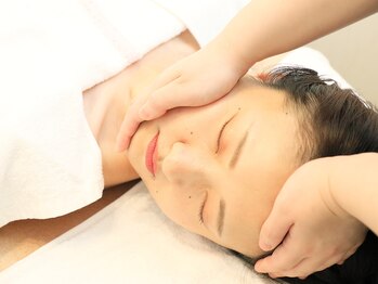 オプレア 栄店(OPREA)/小顔コルギ