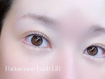 ネロリ バイ エイティスト(neroli by 8ist)/パリジェンヌ［新宿/新宿駅］