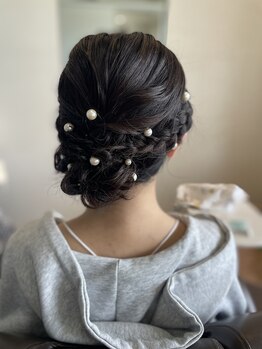 ジーニー(GeeNY)/ボブヘアでもアップできます！