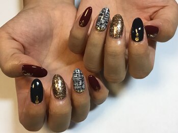ラウト デコレーションアンドネイルサロン(Lauto Decoration&Nail Salon)/ツイードネイル