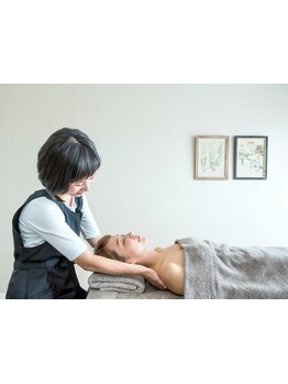 首・肩のつらさを改善したい