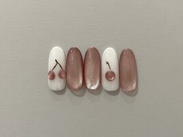 スプリングネイル　￥7,800