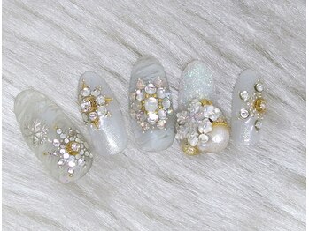 アンジェヴォーグ 名古屋本店(Angevogue)/WHITE　SNOW　CRYSTAL