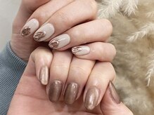 アイミーモア 国立店(aimer more)/同系色☆大人ちぐはぐネイル