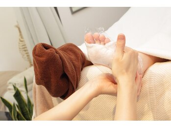 セレネス(SERENESSE)/フットケア|角質やわらかパック