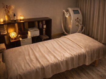 LUMINAHA SPAの写真/ルミクスA9でリフトアップ&肌のトーンUP!バストケア・肌質改善も叶え主役も来賓も写真映え◎