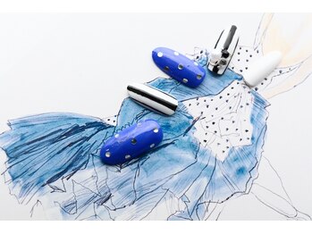 ルーヴル ネイルアンドアイラッシュ 生駒(LOUVRE nail&eyelash)/ビビットビジュー