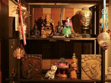 やすらぎ整体堂/店内にはアジアン調の置物