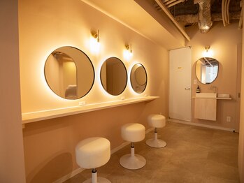 ダズル(DAZZLE)/パウダースペース