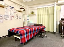 整体アンド足つぼサロン らくだ/プライベートな空間