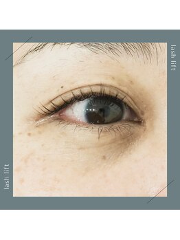 アグレ(Agre)/ダメージレスまつげパーマ