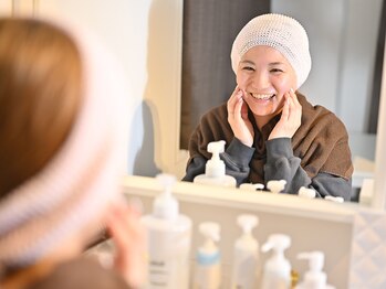 すっぴん美肌革命/自己回復力UPですっぴん美人に