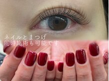 リクライニングソファで同時施術可能