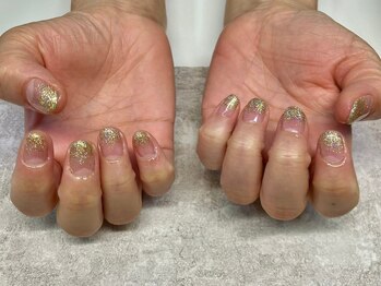 キャンアイドレッシー 三鷹ネイルサロン/ラメグラデーション