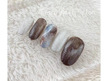 ティアラ(Tiara)/定額サンプル