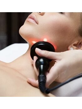 スパ ラコリーヌ by スローティ ラテの写真/肌内部のコラーゲンを生成するラジオ波フェイシャルで内側からハリ感アップ☆気になるたるみ・しわを改善！