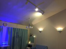 ミチ(Michi)/隠れ家サロンでゆっくり広々天井