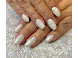 ホワイトミラーネイル