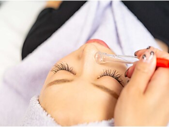 ディンプル(Dimple)の写真/【浮かせる毛穴洗浄】毛穴の黒ずみ/角栓ケア/つまり等ざらつきのない滑らかツヤ肌♪