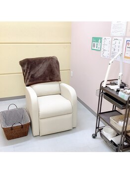 エイアンドエイ 蓮田店(A&A)/フットネイルブース