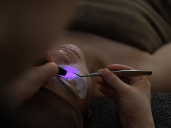 ナナラ(Nanala)の写真/エリア待望【低刺激＆高持続力!LEDエクステ導入店】施術後すぐに入浴や洗顔もOK♪マツパメニューもあり◎