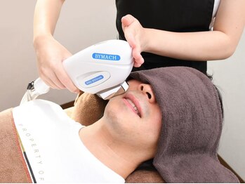 サロン エス(SALON S)の写真/【メンズ特化サロン】メンズ専用モード搭載◎効果と痛みの少なさに自信あり！濃いヒゲもお任せください☆