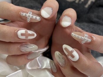 ホワイトネイル
