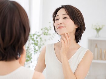 筋膜リリース整体院 喜楽の写真/佐賀でレッドショット小顔|目の下ぷっくり・二重あご・ほうれい線・フェイスラインのもたつき改善に○