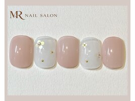 【こもも】ホロ花ネイル
