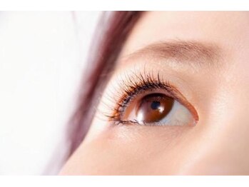 ボンドアイ(BOND eye)/次世代まつ毛パーマ"LUSH LIFT"