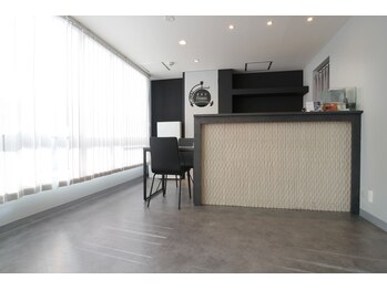 居留地フィットネス(居留地Fitness)/エントランス