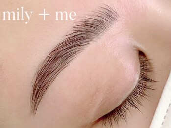 ミウィミィ(mily+me)の写真/茨木市駅近◇完全個室のプライベート空間☆眉毛をWAX脱毛で骨格に合わせてスタイリング◎