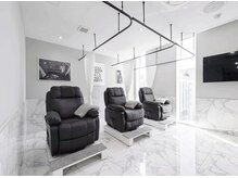 ザ サロン シーア 錦糸町(THE SALON thea)の雰囲気（最高級な商材を使用しワンランク上の仕上がりをご提供致します。）