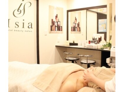 アイシア(Isia)の写真