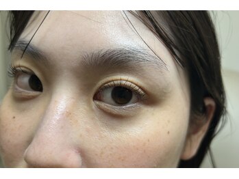 プラチナムドール 和歌山店(PLATINUM DOLL)/韓国風束感まつ毛パーマ