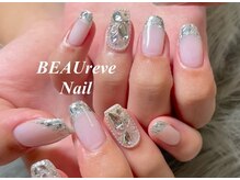 ヴォーレヴ(BEAUreve)の雰囲気（ストーン埋めつくしネイル）