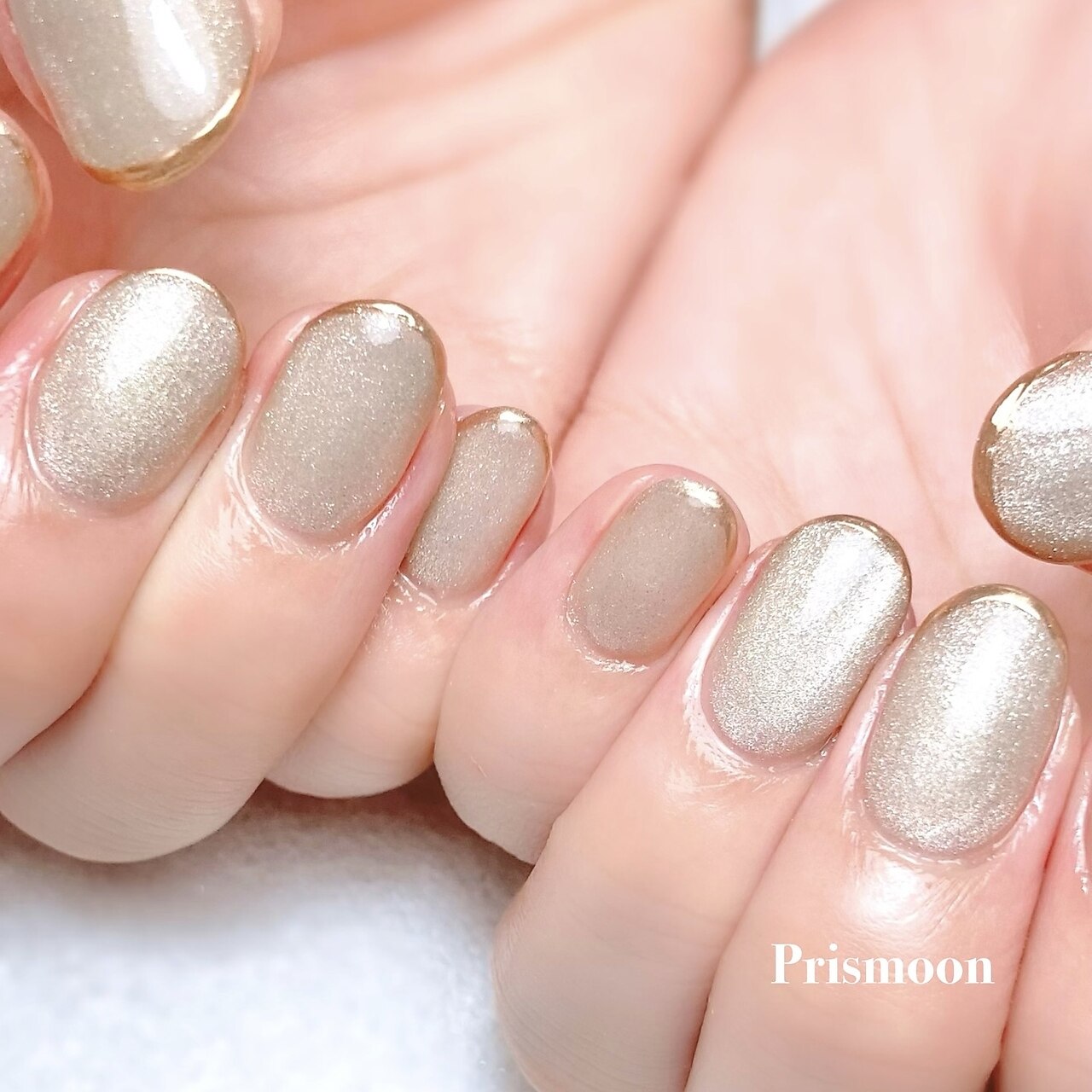 2025年秋トレンド】ミラーフレンチのネイルデザイン集｜人気順