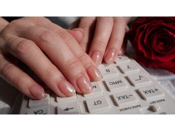 【オフィスネイル】ジェルネイル