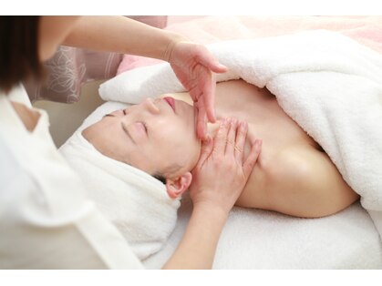 メナードフェイシャルサロン 印西草深店の写真