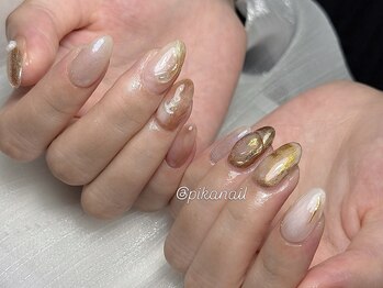 Ｐｉｋａ　Ｎａｉｌ［ピカネイル］上野／御徒町/透明感ニュアンスネイル