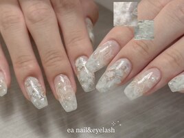 透け感☆。レースシェルネイル