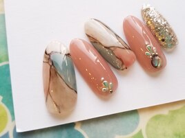 カラフル天然石ネイル
